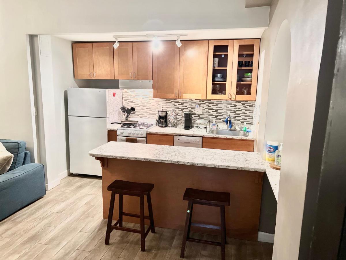 Mount Vernon Apartment Rear Балтимор Екстериор снимка